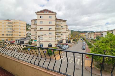 Excelente T2 com varanda e estacionamento em Eiras – Coimbra