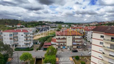 Excelente T2 com varanda e estacionamento em Eiras – Coimbra