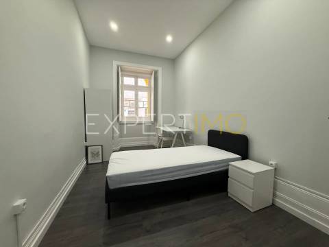 Apartamento T7 com 233m2, totalmente remodelado em Celas, Coimbra