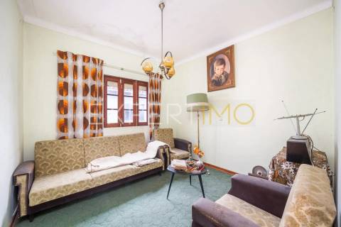 Moradia T3  com garagem ampla e terreno