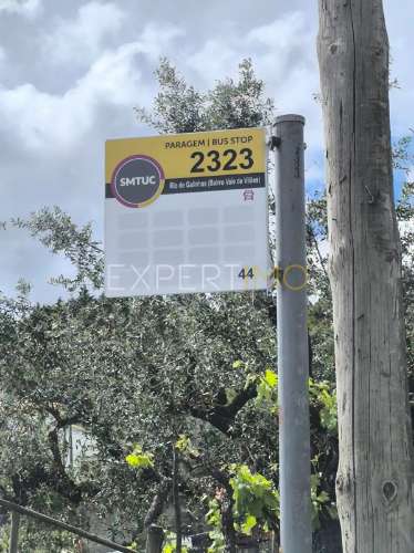 Moradia T3  com garagem ampla e terreno