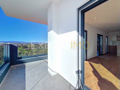 Apartamento T2 NOVO com garagem, arrecadação e piscina