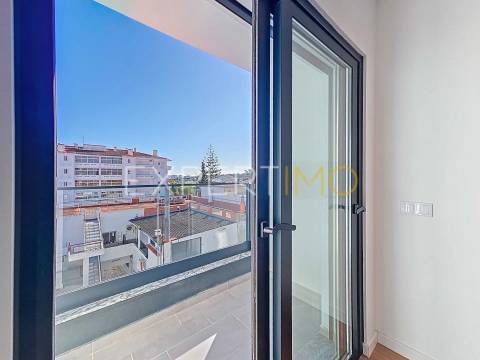 Apartamento T2 NOVO com garagem, arrecadação e piscina