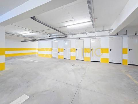 Apartamento T2 NOVO com garagem, arrecadação e piscina