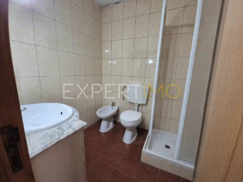 APARTAMENTO T2 | Rés do Chão | Vila Meã | 120.000€
