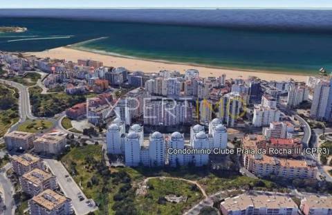 T1 em condomínio fechado a 300m da praia