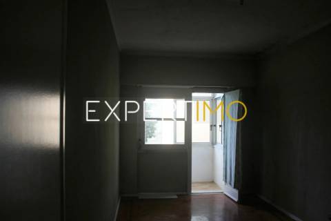 Apartamento T1 para remodelar