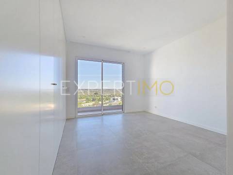 Moradia NOVA na Mexilhoeira Grande