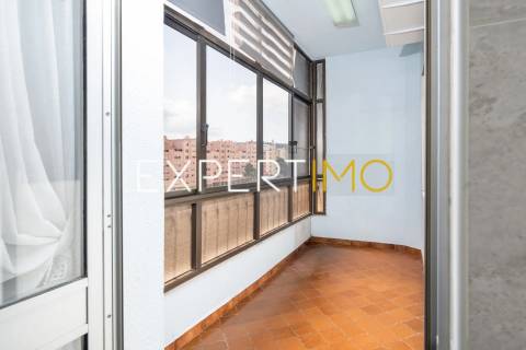 Apartamento T3 na Av. Dr. António Rodrigues Manito - Bairro do Liceu - Setúbal