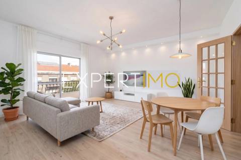 Apartamento T3 na Av. Dr. António Rodrigues Manito - Bairro do Liceu - Setúbal