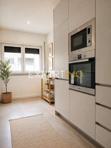 Apartamento T2 A Estrear na Quinta do Conventinho em Santo António dos Cavaleiros