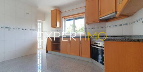 Apartamento T2 - Garagem -  S. Martinho do Bispo - Coimbra