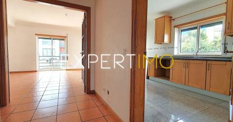 Apartamento T2 - Garagem -  S. Martinho do Bispo - Coimbra