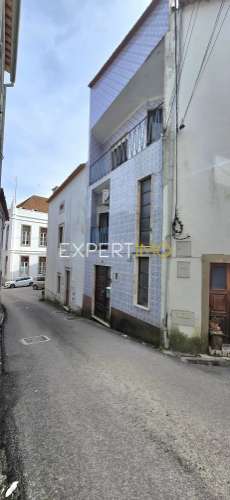 Moradia T2 +1 no Centro de Montemor O Velho