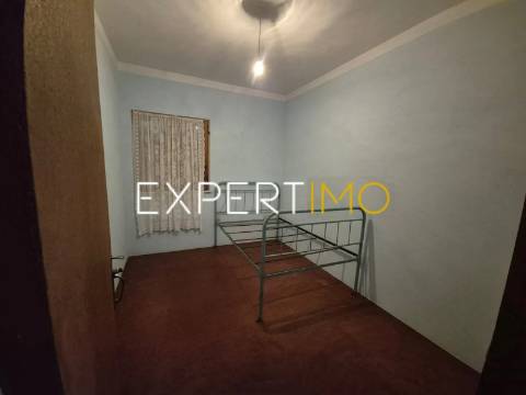 Moradia T3 para Reabilitar com Espaço Exterior – Mortazel, Mortágua