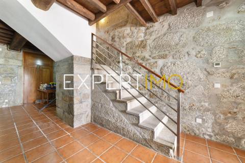 Moradia T5 com Piscina coberta