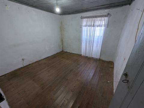 Moradia Geminada T3 Venda em Pedrógão Grande,Pedrógão Grande