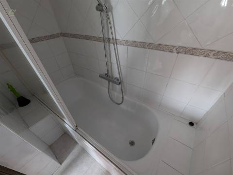 Moradia Geminada T5 Venda em Abrigada e Cabanas de Torres,Alenquer