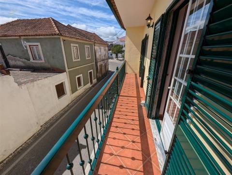 Moradia Geminada T5 Venda em Abrigada e Cabanas de Torres,Alenquer