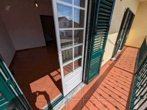 Moradia Geminada T5 Venda em Abrigada e Cabanas de Torres,Alenquer