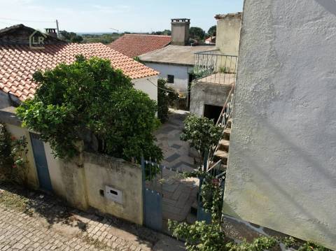 Moradia T3 Venda em Vale de Prazeres e Mata da Rainha,Fundão