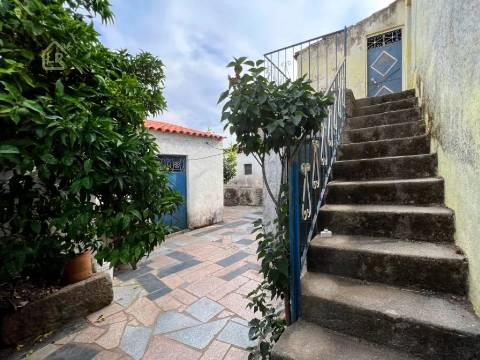 Moradia T3 Venda em Vale de Prazeres e Mata da Rainha,Fundão