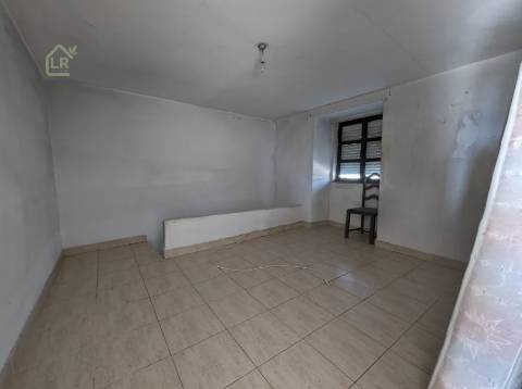 Moradia T3 Venda em Vale de Prazeres e Mata da Rainha,Fundão