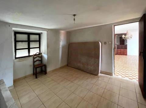 Moradia T3 Venda em Vale de Prazeres e Mata da Rainha,Fundão