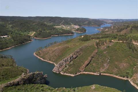 Moradia T4 Venda em Vila de Rei,Vila de Rei