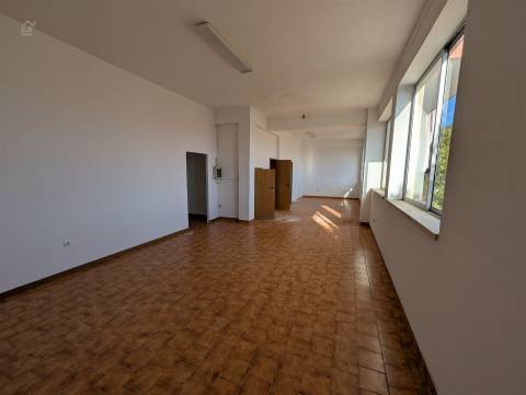 Loja T2 Venda em Proença-a-Nova e Peral,Proença-a-Nova