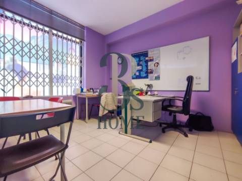 Excelente loja em Vila Nova de Gaia