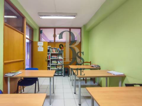 Excelente loja em Vila Nova de Gaia