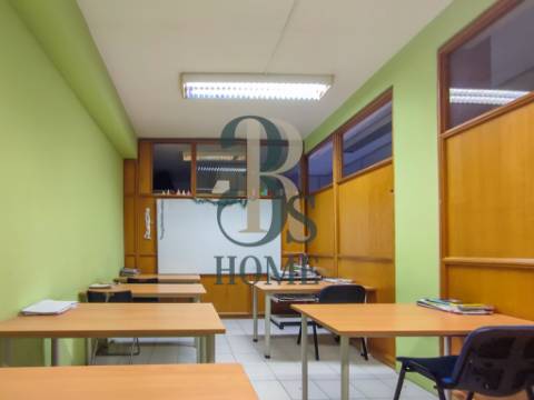 Excelente loja em Vila Nova de Gaia