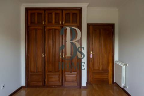 Moradia T4 junto ao ISMAI