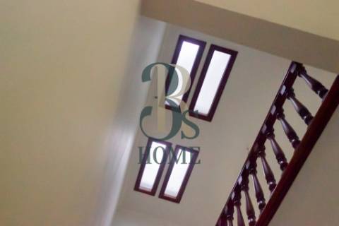 Moradia T4 junto ao ISMAI