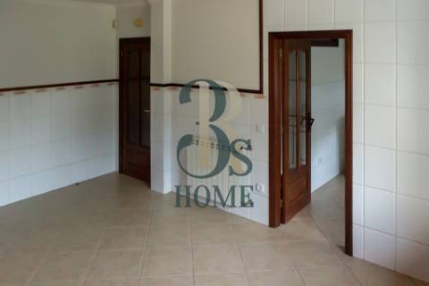 Moradia T4 junto ao ISMAI