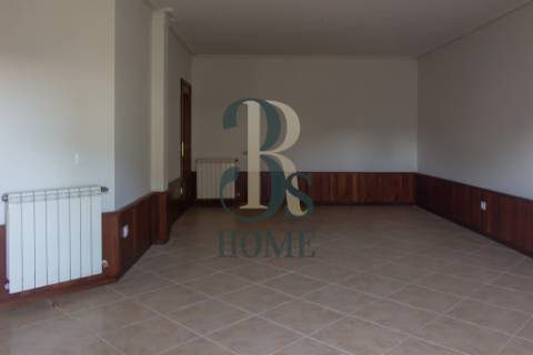 Moradia T4 junto ao ISMAI