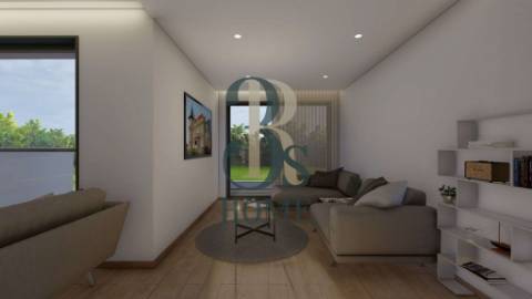 Moradia em construção na Maia