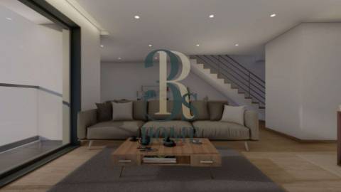 Moradia em construção na Maia