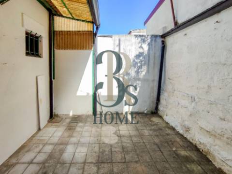 Excelente Moradia T2+1 em Banda