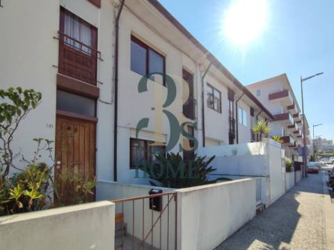 Excelente Moradia T2+1 em Banda