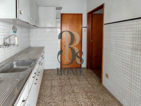 Excelente Moradia T2+1 em Banda