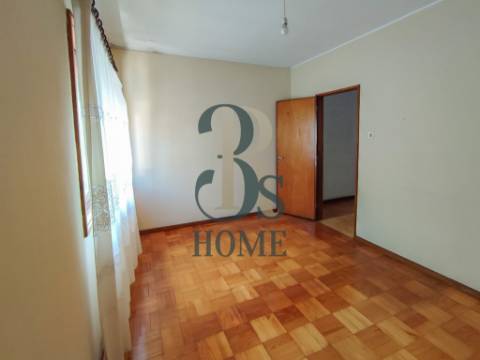 Excelente Moradia T2+1 em Banda