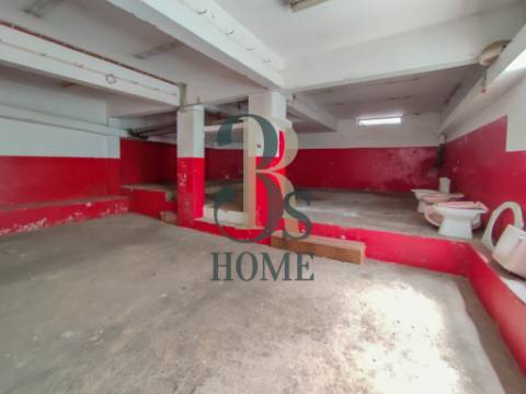 Garagem/Armazém perto El Corte Inglês