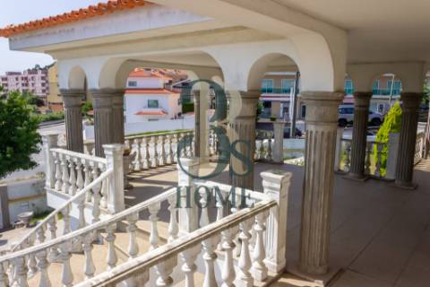 Deslumbrante Moradia em Santa Maria da Feira