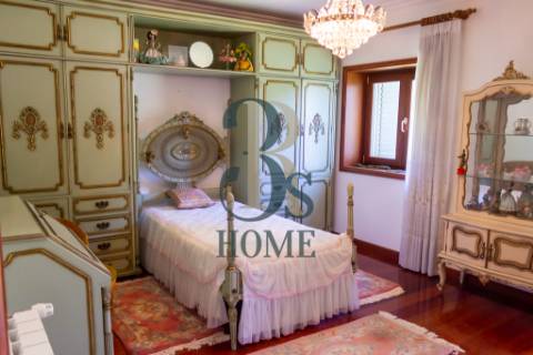 Deslumbrante Moradia em Santa Maria da Feira