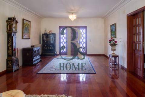 Deslumbrante Moradia em Santa Maria da Feira