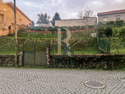 Terreno urbano para construção em Avintes