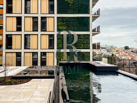 Excelente apartamento T3, no empreendimento de luxo The Yard