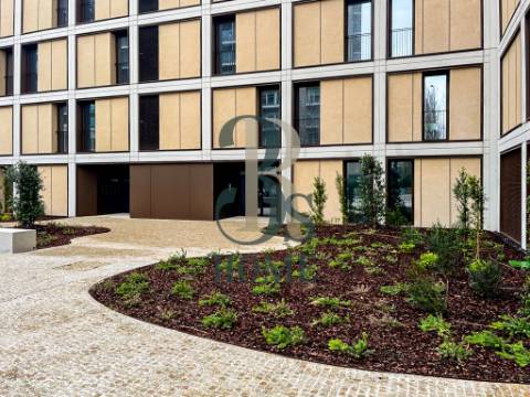 Excelente apartamento T3, no empreendimento de luxo The Yard